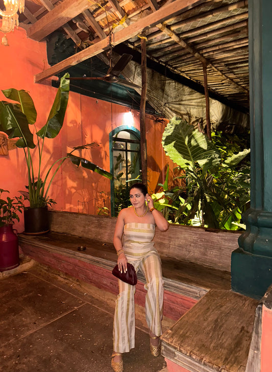MEGHNA PAHWA IN JULIE SET
